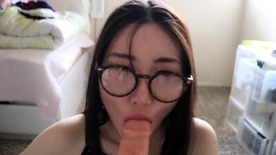 Amateur Asian Solo Fucking On Cam - drtuber.com