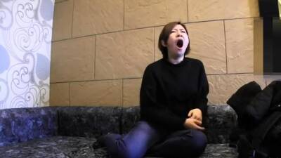 Amateur Asian Deepthroat Blowjob - drtuber.com