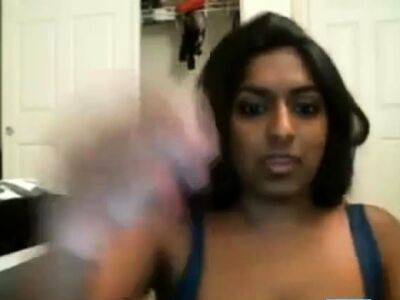 Sri Lankan Girl On Webcam - drtuber.com