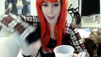 Redhead Teen In Stockings Webcam Toying - drtuber.com