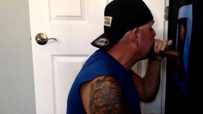 Gloryhole amateur DILF deepthroats cock - drtuber.com