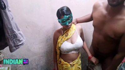 Indian Village Couple Seducing Each Other Early Morning Hardcore Sex - hclips.com - India