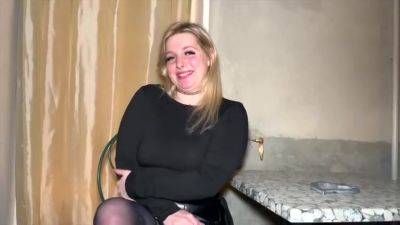 Real French Blonde Amateur Has Thirsty Of Sex - hotmovs.com - France