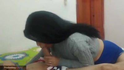 Young Venezuelan Amateur Gives Boyfriend's Friend a Blowjob and Pussy Fuck, Culminating in Orgasm - veryfreeporn.com - Venezuela