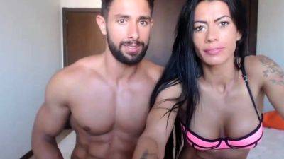 Hardcore Romanian Couple Webcam Show - drtuber.com - Romania